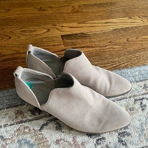 Women's Beige Suede Ankle Boots
